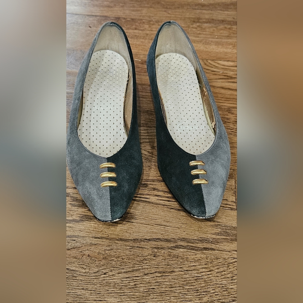 Vintage Etienne Aigner Heels